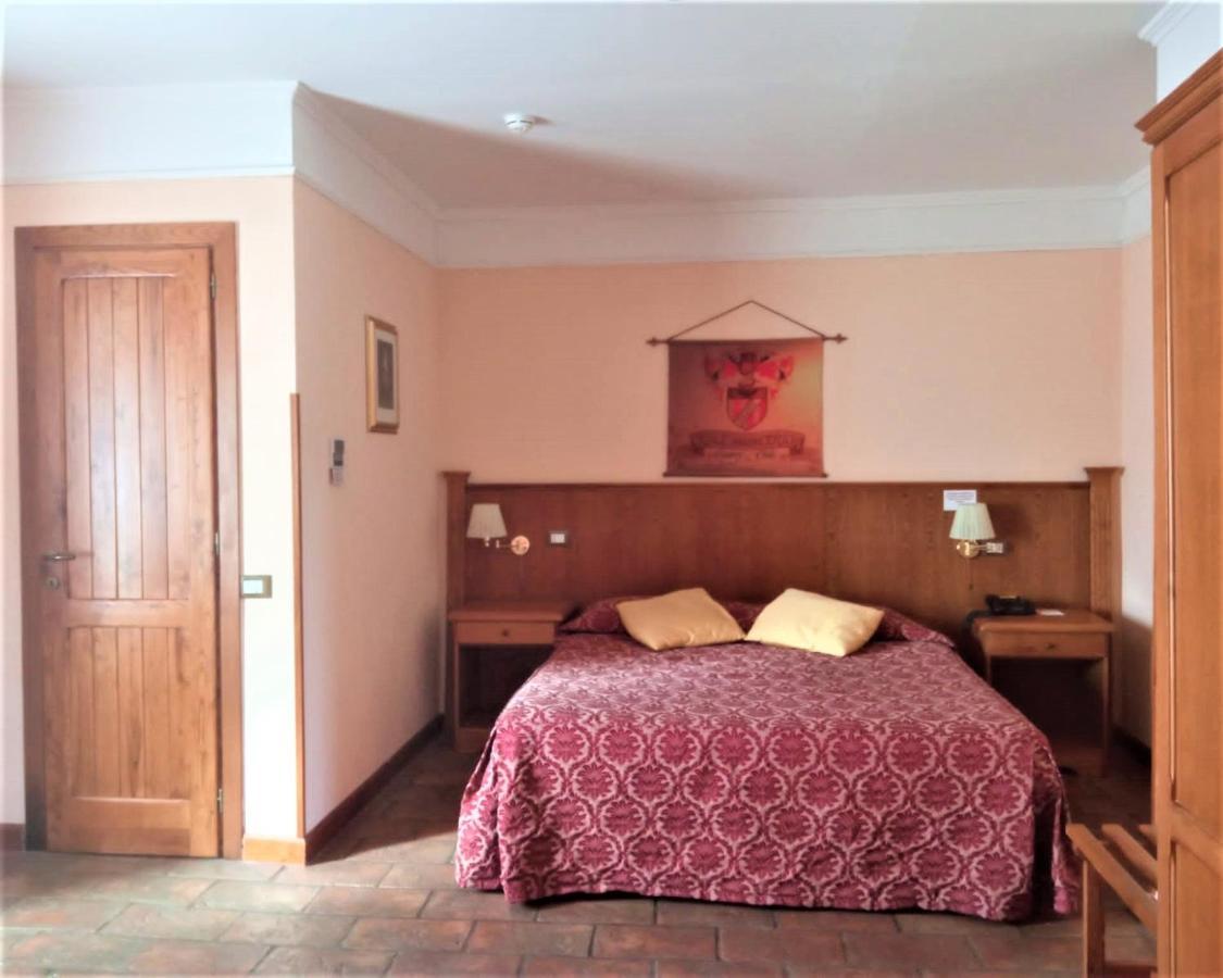 Casale Certosa Hotel Павона Екстериор снимка