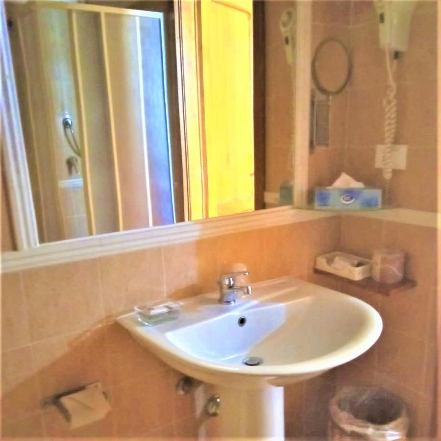Casale Certosa Hotel Павона Екстериор снимка
