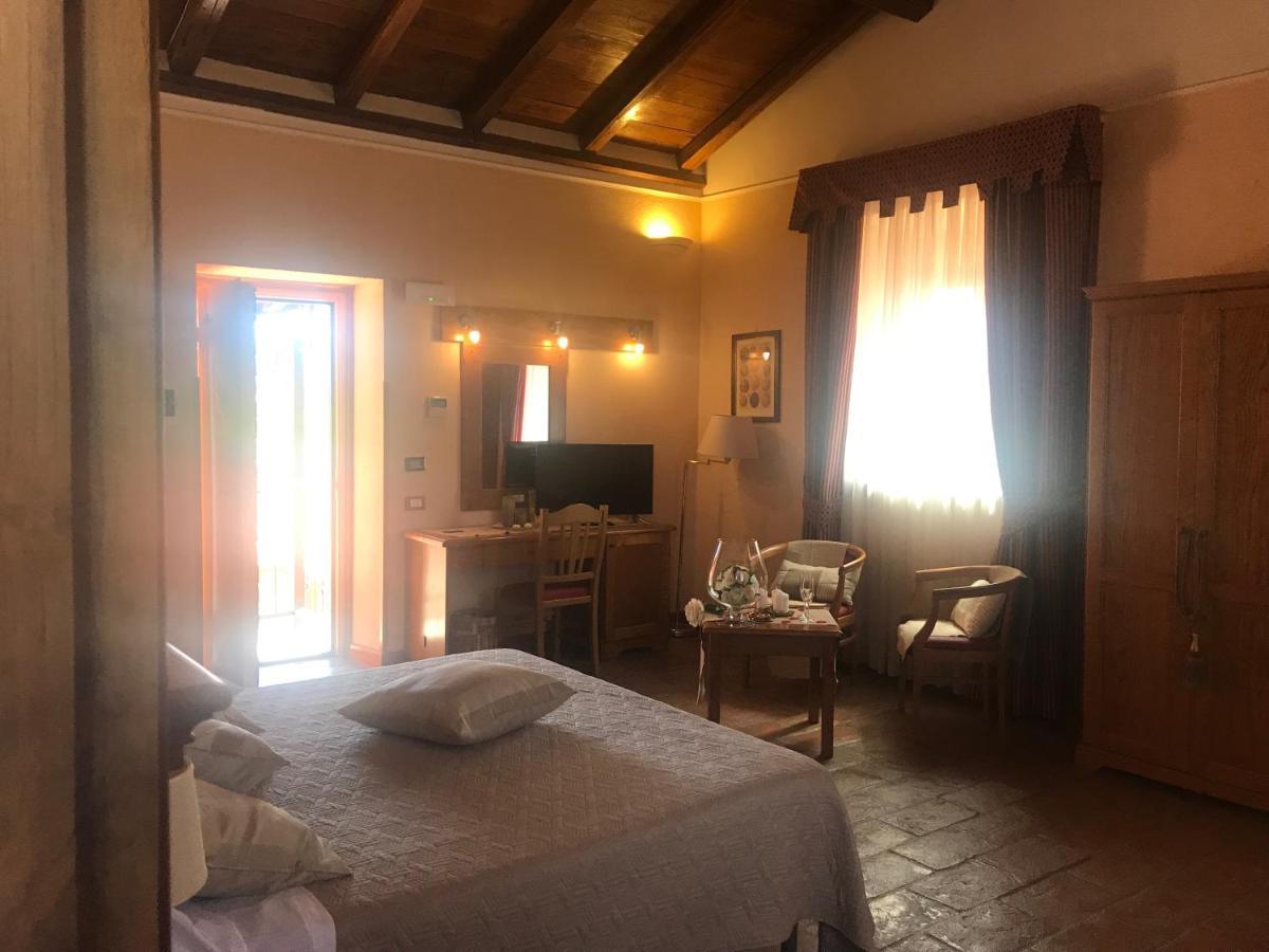 Casale Certosa Hotel Павона Екстериор снимка