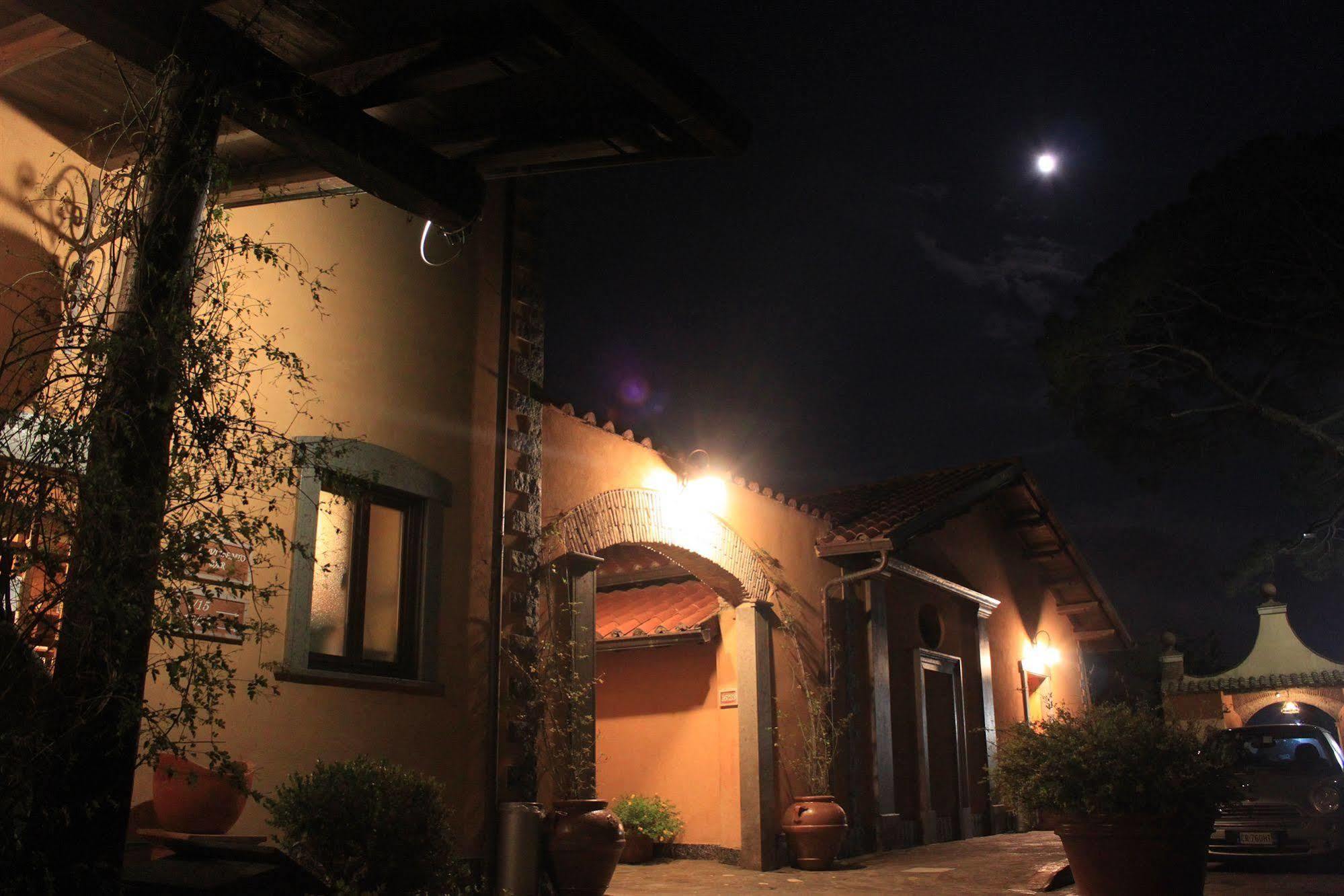 Casale Certosa Hotel Павона Екстериор снимка